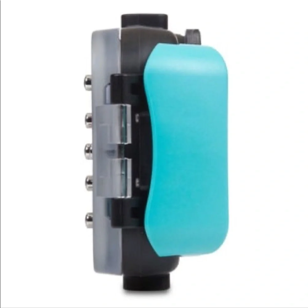 NWOT Watershot Pro for iPhone 6/6s